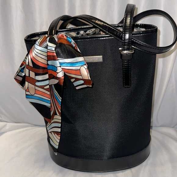 EUC Authentic Burberrys Blue Label Bucket Bag. Hardly used. Beautiful Bag - Picture 1 of 9